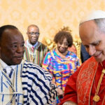 S.E. Benedict Assorow, ambasciatore del Ghana presso la Santa Sede, con Papa Leone XIV