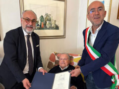 Bello e Cameruccio con il neo centenario Renato Rosati