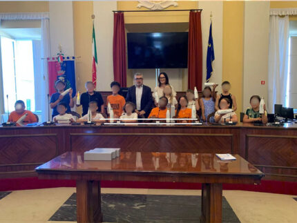 Consiglio Municipale Ragazzi con sindaco Olivetti e assessora Romagnoli