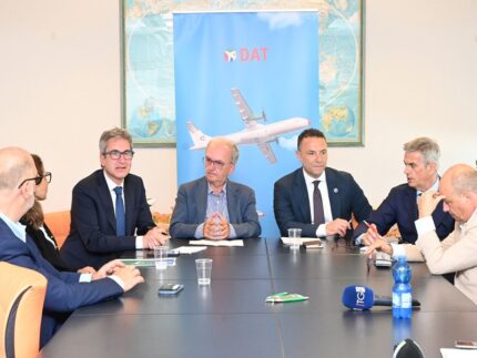 Incontro sui voli all'aeroporto di Falconara