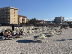 Baia Canaria - Spiaggia attrezzata per cani e famiglie a Senigallia Baia Canaria - Spiaggia attrezzata per cani e famiglie a Senigallia