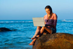 PC, notebook, connessione internet al mare