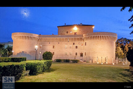 Rocca di sera - Foto Francesco Sanò