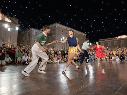 Summer Jamboree Hera Dance Contest