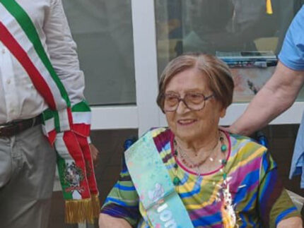 Anna Montanari ha festeggiato 100 anni