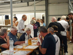 Festa a sorpresa per il Dr. Claudio Pettinari Festa a sorpresa per il Dr. Claudio Pettinari