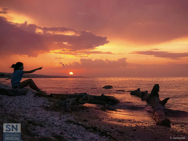 23/08/2023 - Il lancio del sole in mare