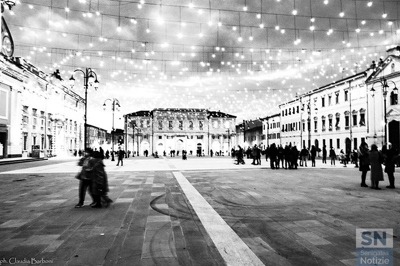 28/12/2020 - Piazza in movimento