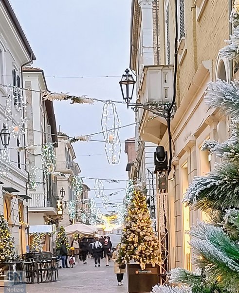 19/12/2025 - Il passeggio delle Feste
