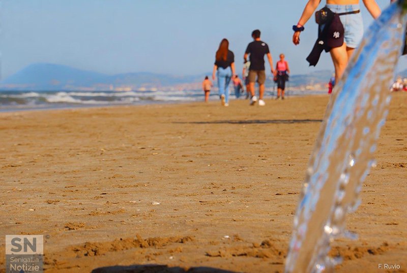 09/06/2020 - Passeggio tra sabbia e acqua