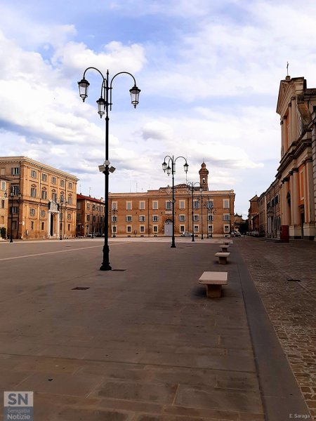 12/06/2020 - Piazza vuota