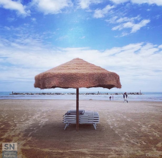 23/06/2020 - L'ombrellone