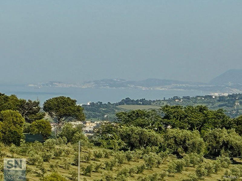 05/06/2026 - Ancona e il Conero dal balcone di Scapezzano