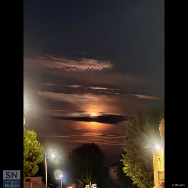 30/05/2024 - Camminando sotto la luna