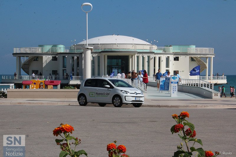 27/10/2021 - Rotonda 'elettrica'