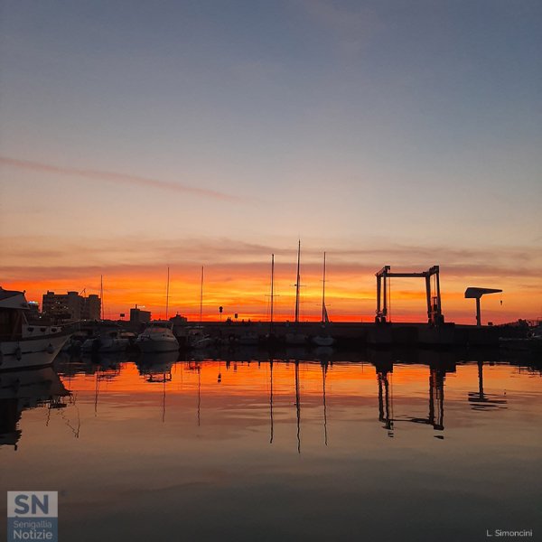 09/09/2021 - 13 agosto, tramonto al porto