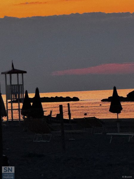 15/09/2026 - Quando il sole si unisce al mare di arancio e rosa tutto appare...
