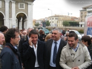 Matteo Renzi accolto dal comitato locale di sostegno
