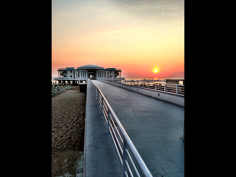 23/08/2015 - Alba dietro la Rotonda