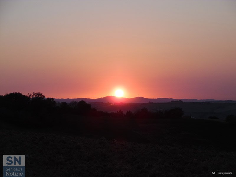 13/08/2016 - Tramonto rosso