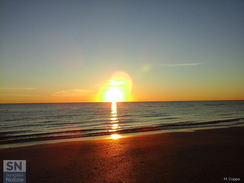 19/08/2016 - Sole sul mare