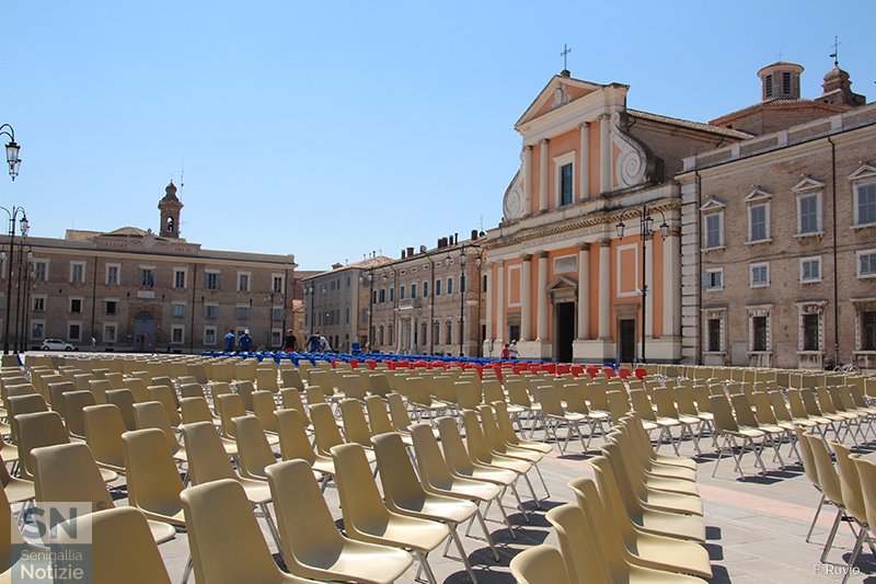 26/08/2017 - Platea di piazza