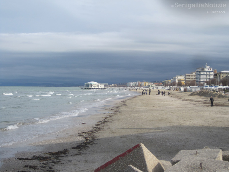 23/04/2013 - Passeggiata in spiaggia