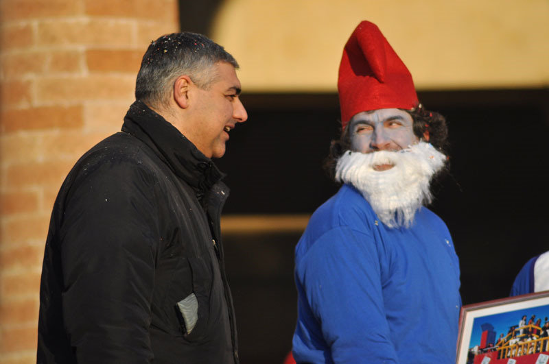 L'Assessore Campanile con Grande Puffo