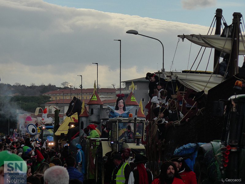 Carnevale 2017 a Senigallia - Sfilata dei carri