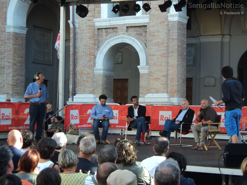 Ospiti sul palco di Caterpillar: Ciacci, Mangialardi, Diamanti, De Vitto