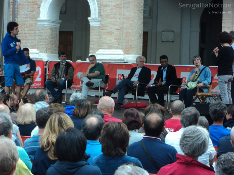 Gli ospiti sul palco di Caterpillar per la diretta da Senigallia