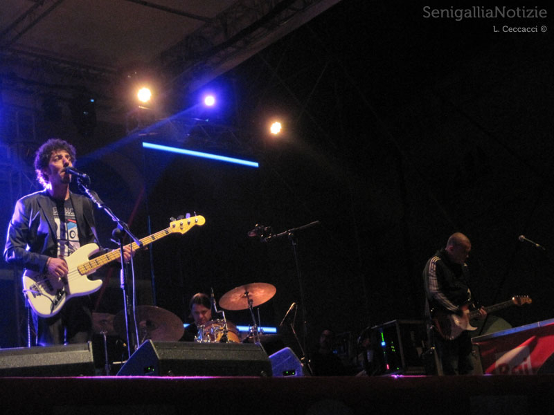 Max Gazzè e i suoi musicisti al CateRaduno di Senigallia