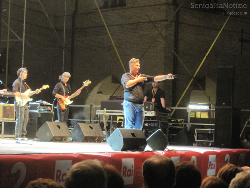 Paolo Belli padrone del palco al CaterRaduno