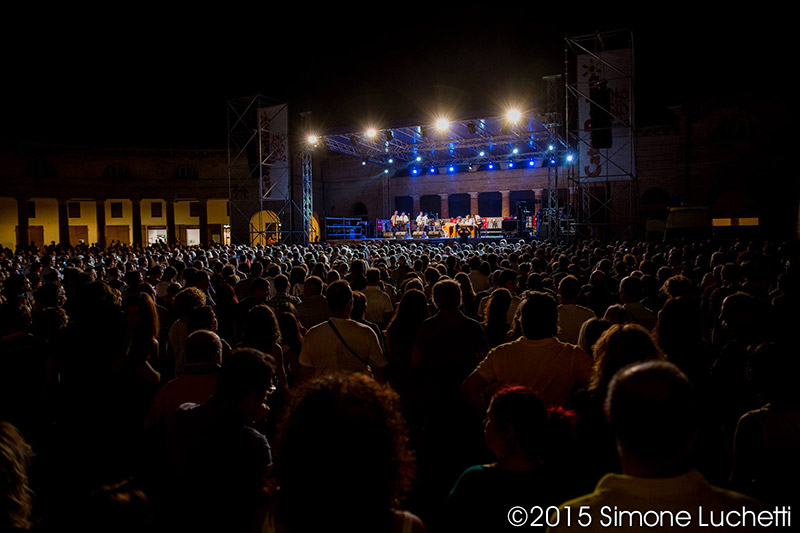 Caterraduno 2015 - Il Foro Annonario gremito per 610 live