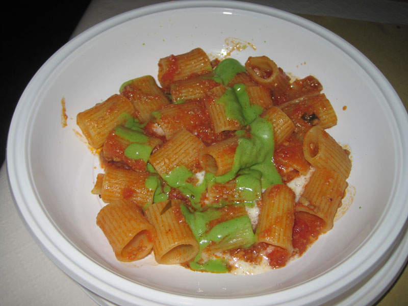 Cena antispreco: mezzemaniche alle alici