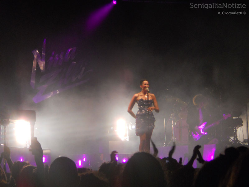 Nina Zilli al Caterraduno 2012