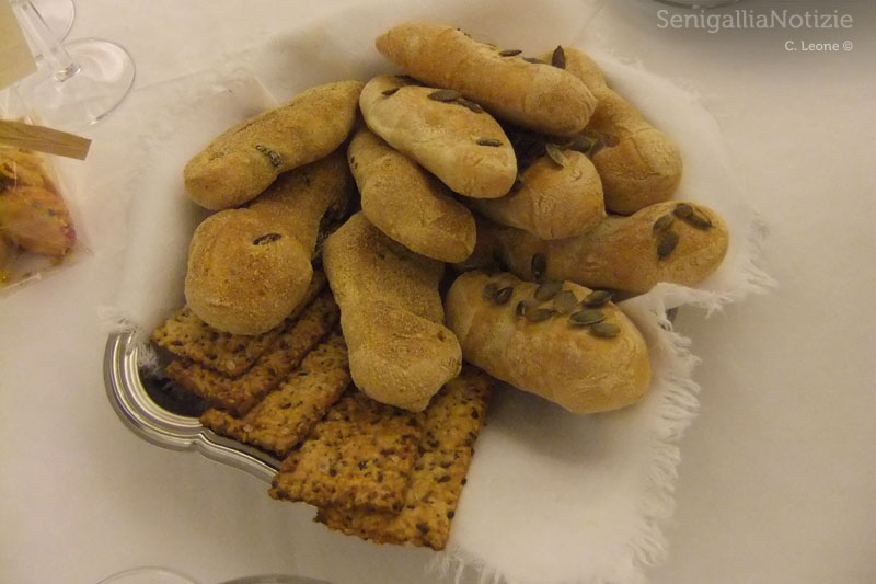 Buffet e piatti preparati dagli studenti del Panzini di Senigallia