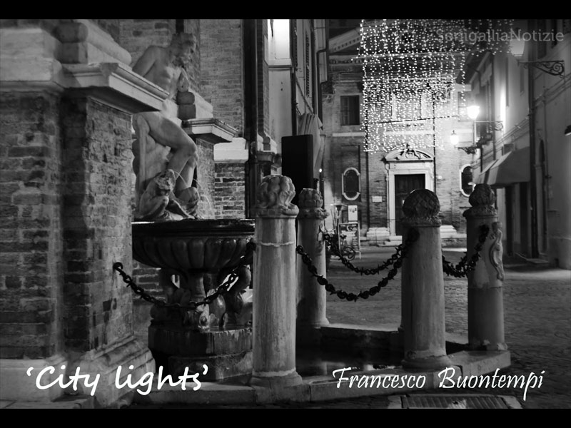 19/12/2014 - City lights