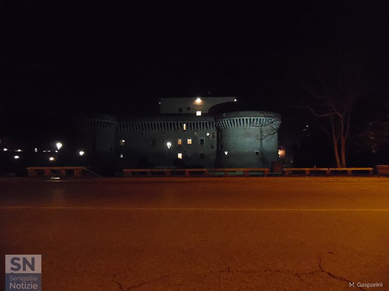 04/12/2016 - Tra luce e oscurità