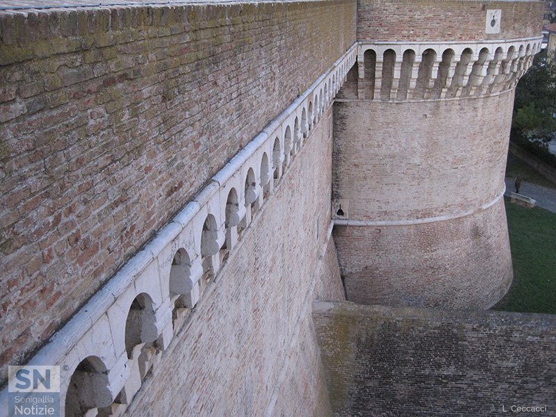 13/12/2016 - Parete e torre