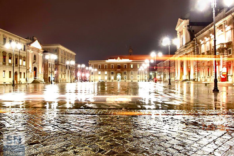 19/12/2016 - Luci sulla piazza