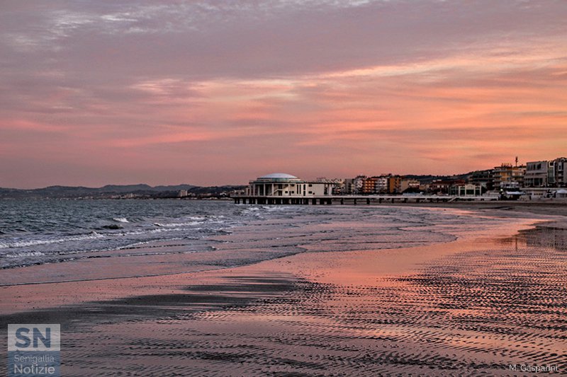 02/12/2017 - Serata in rosa