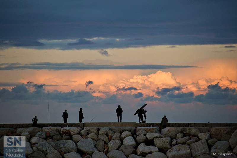 23/12/2018 - Colori di fine serata