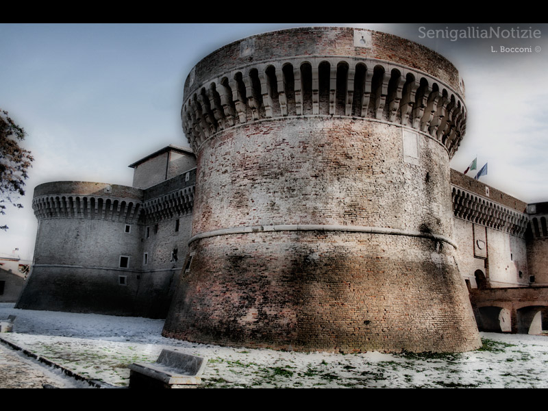 14/02/2012 - Rocca Roveresca innevata