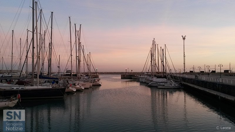 18/02/2016 - Alba in darsena