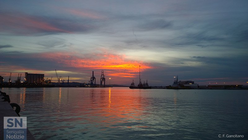 26/02/2016 - Tramonto da Ancona