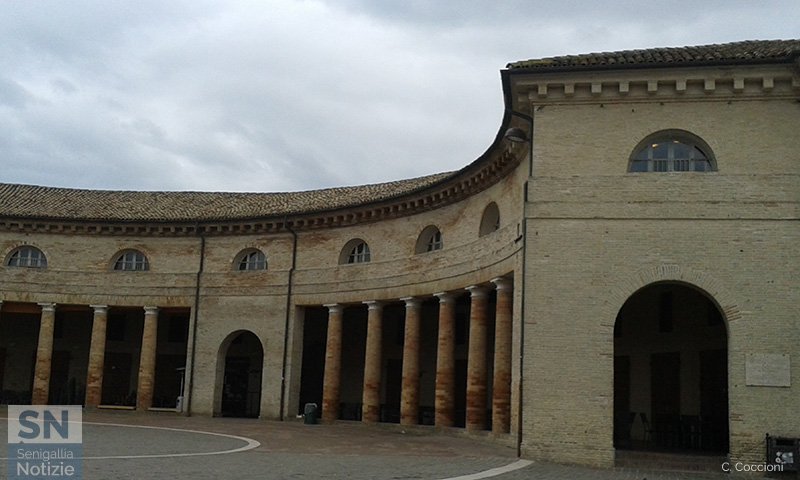 11/02/2017 - Portici del Foro