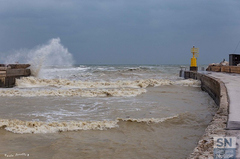 06/02/2019 - Mare grosso