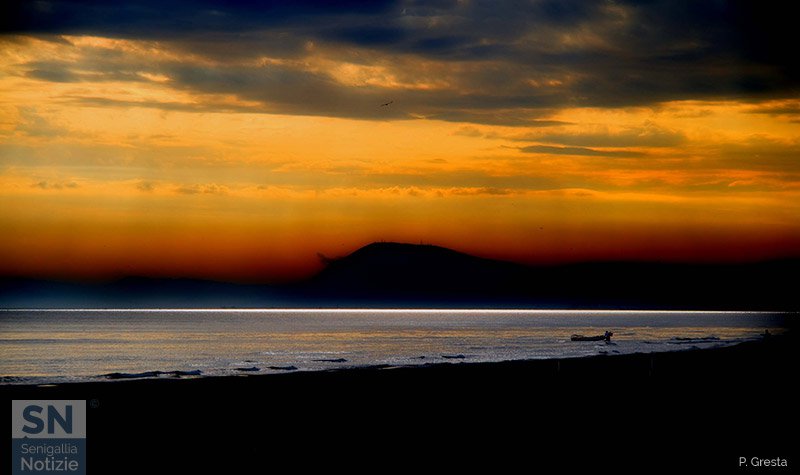 25/02/2019 - Paesaggio marino alle prime luci
