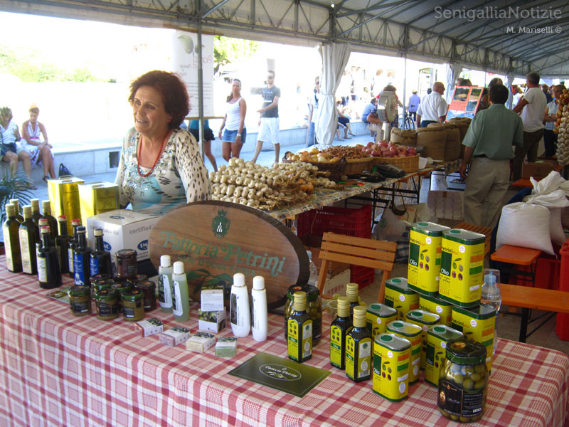 Fiera del biologico in Piazza del Duca